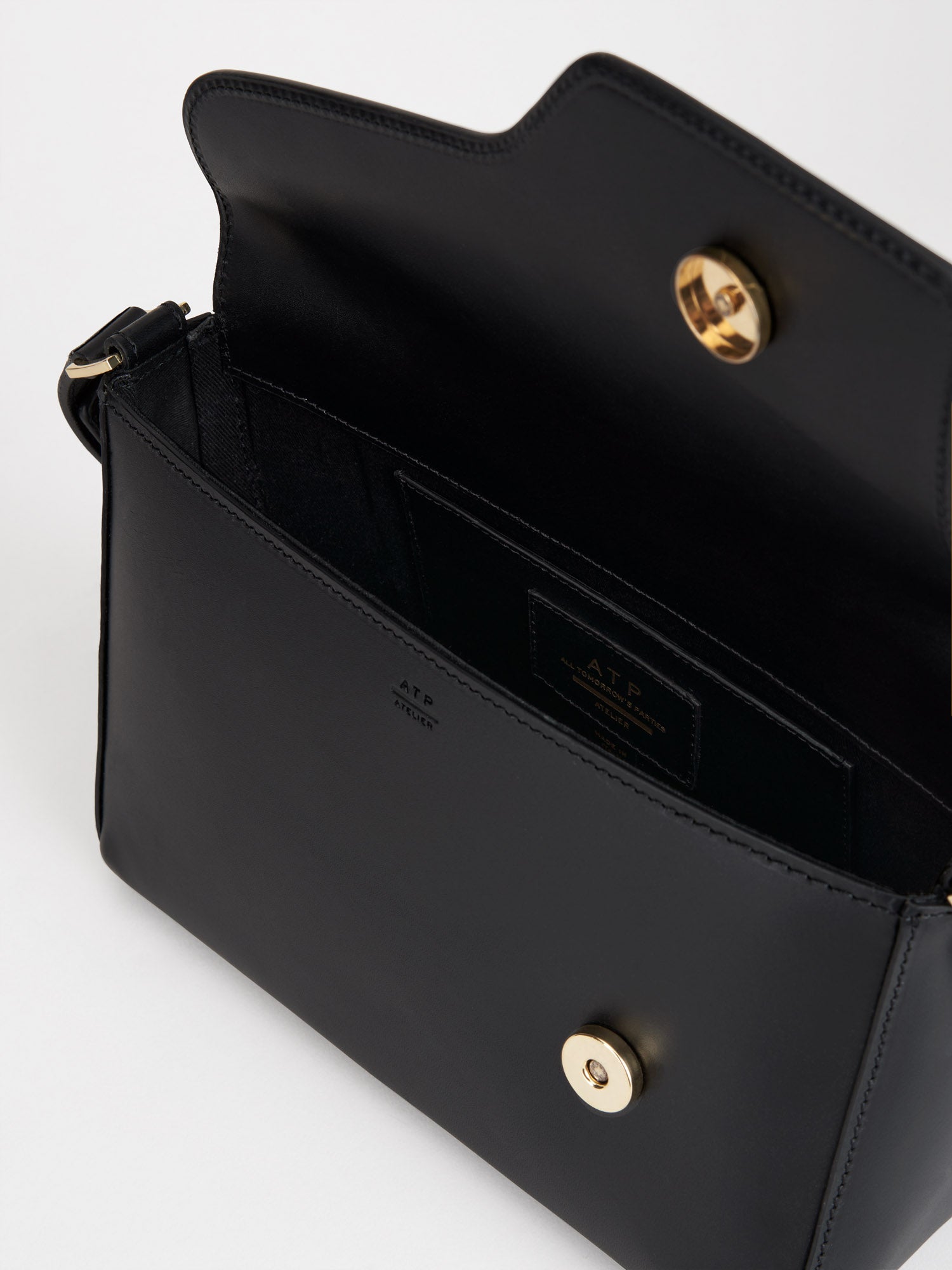 Caselle Black Leather Shoulder bag