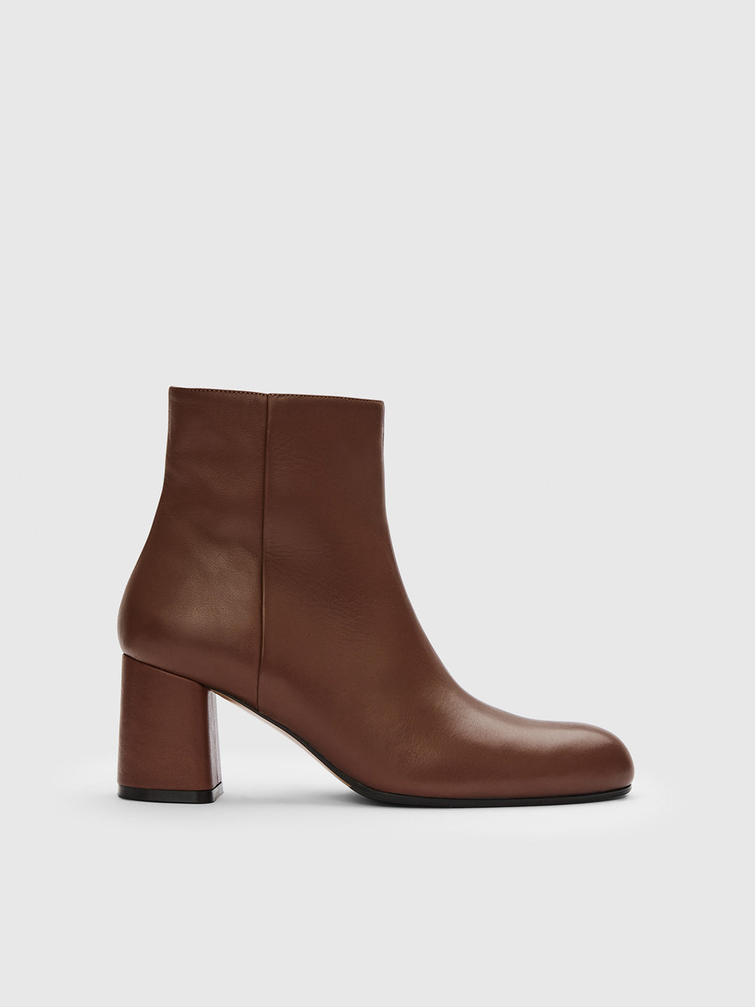 Miola Cannella Leather Ankle boots
