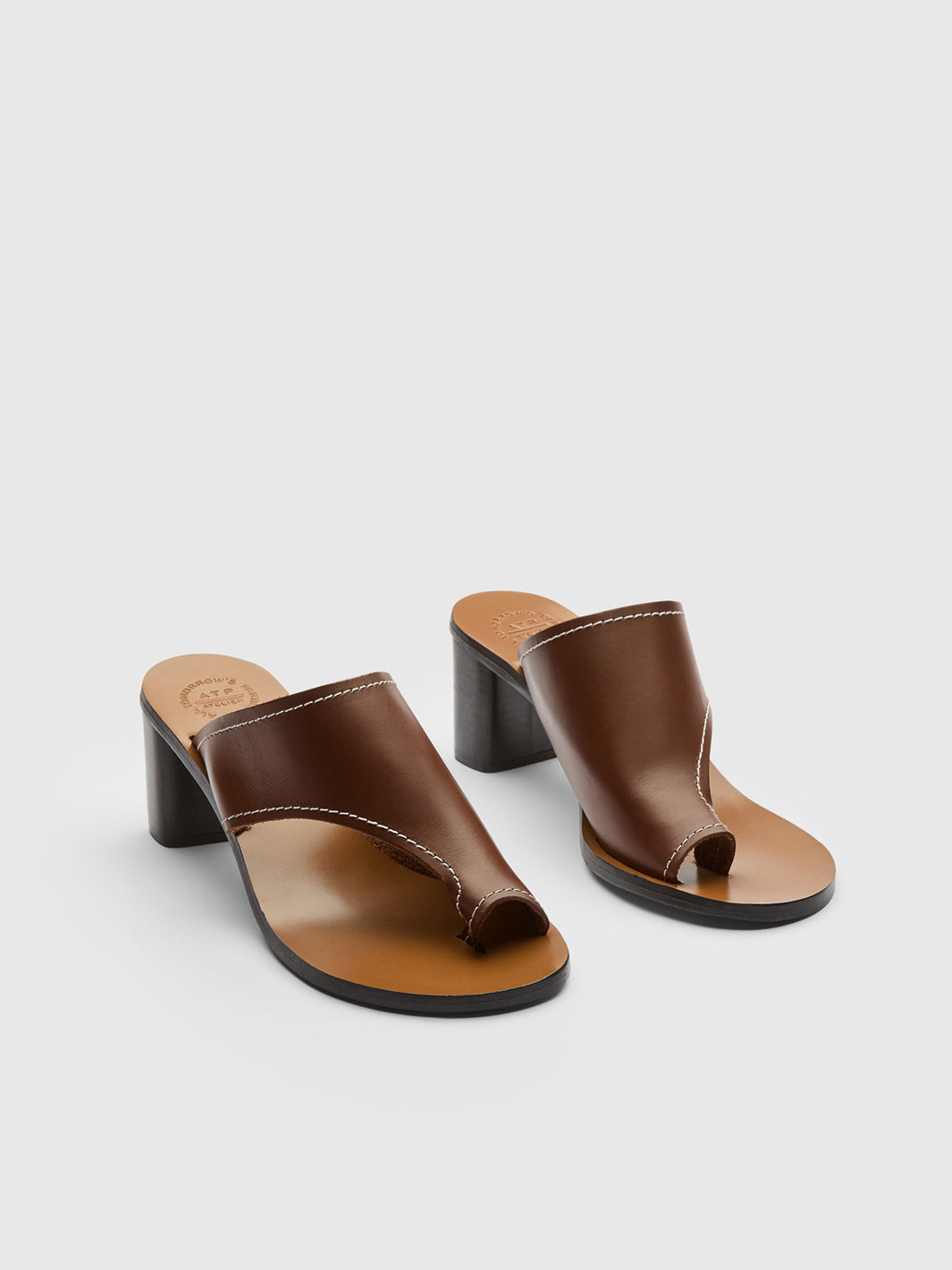 Rosate Cannella/Contrast Stitch Leather Cutout heeled sandals