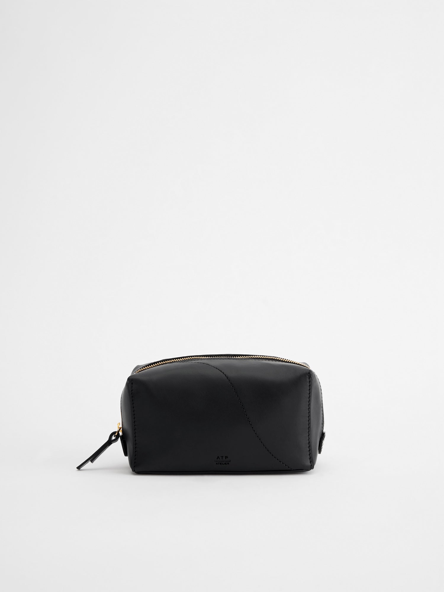 Capanne Black Leather Beauty Bag