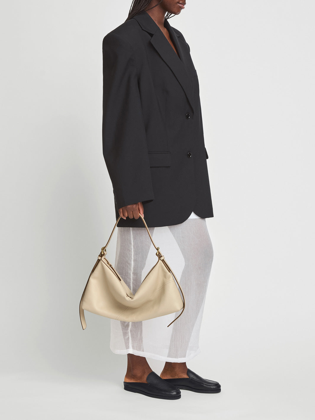 Tenno Black Grained Leather Slip-ins | ATP Atelier | Official Site