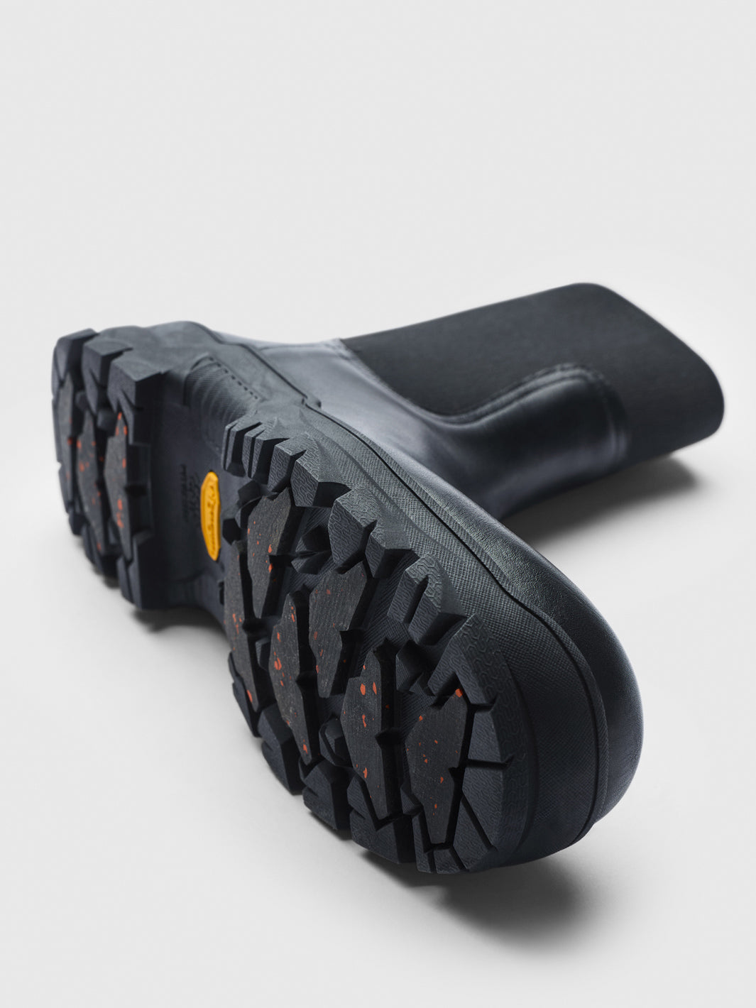 Vibram black leather boots 2025