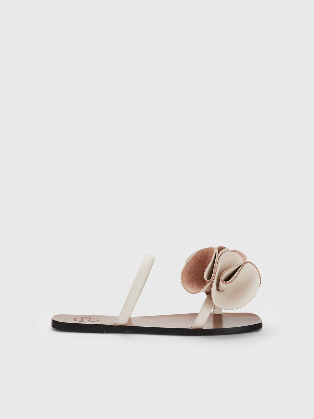 Isernia Linen Leather Flat sandals