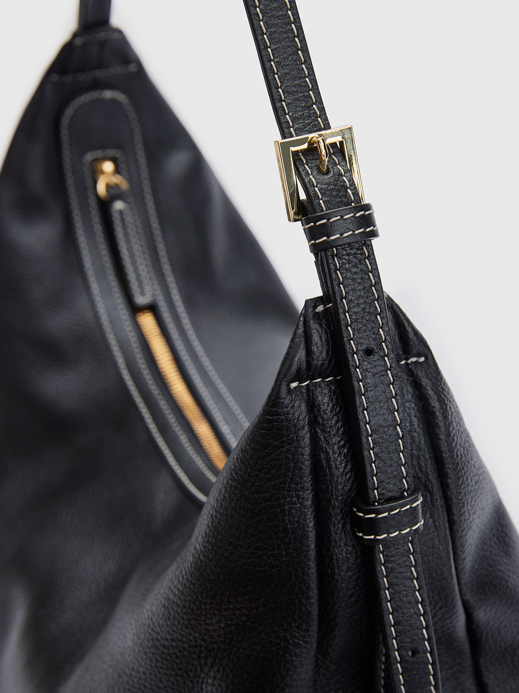 BRITTA Bag Black Shoulder Bag | Women's Black Puff Quilted Shoulder Bag –  Steve Madden