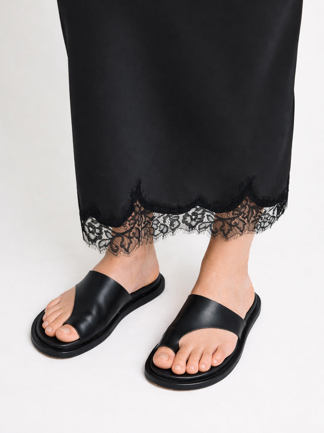 Rosanna Black Leather Comfy sandals | ATP Atelier | Official Site