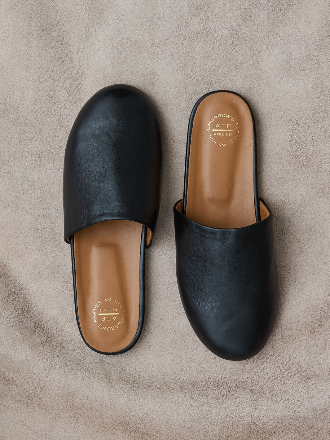Forcola Black Shiny Nappa Slip-ins | ATP Atelier | Official Site