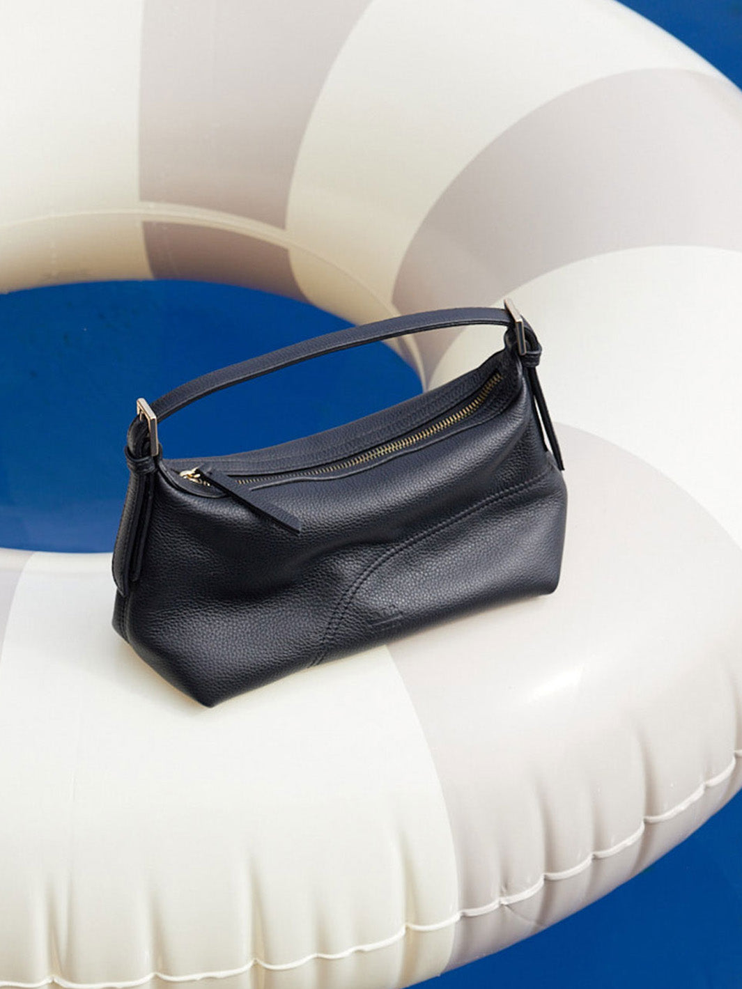 Vadena Black Grained Leather Pouch | ATP Atelier | Official Site