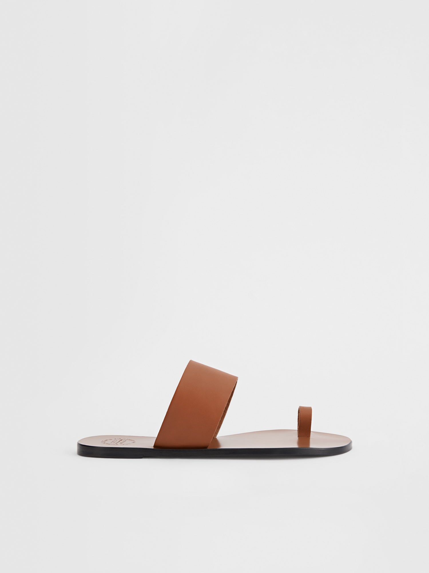 Astrid Brandy Leather Flat sandals