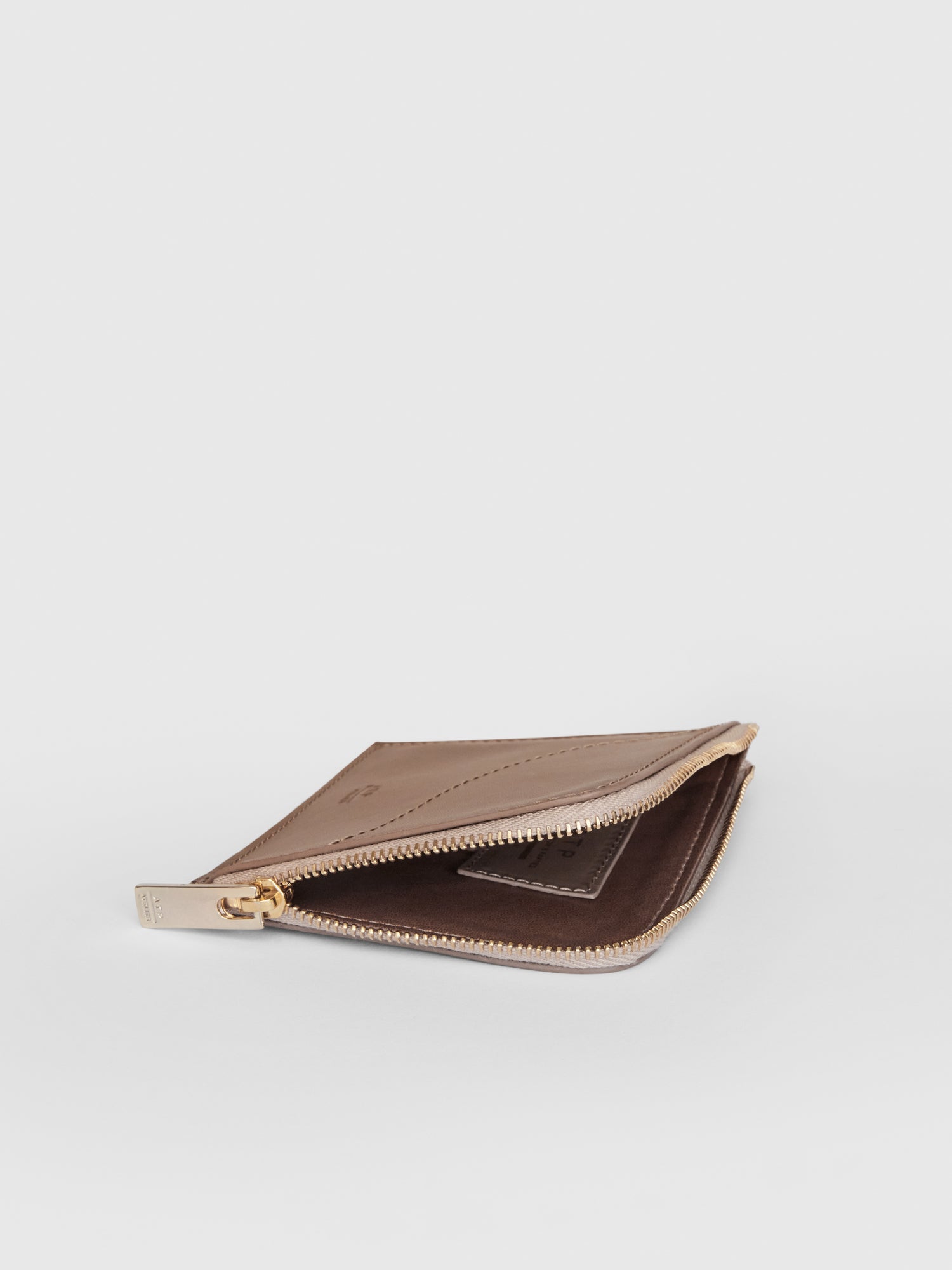 Vernio Hazelnut Leather Wallet