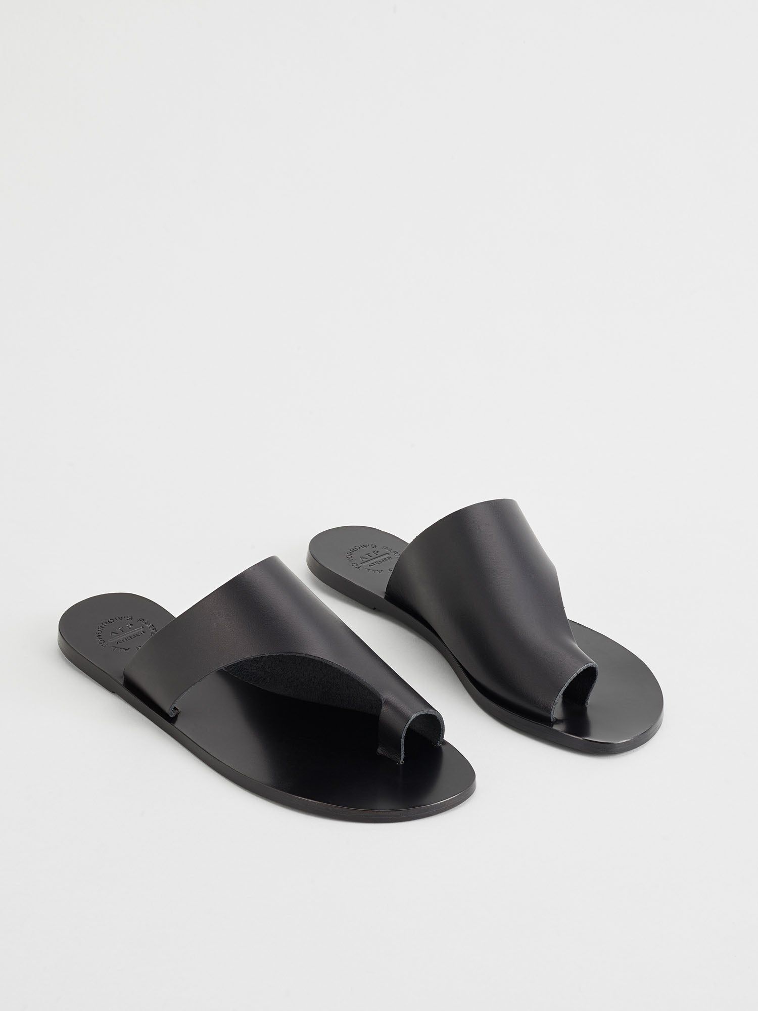 Kanon svimmelhed fornærme Rosa Black Leather Cutout sandals – ATP Atelier USA